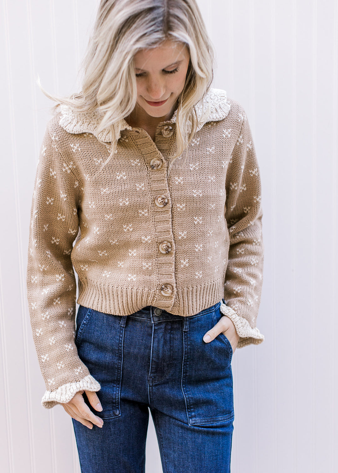 Knit Collar Cardigan