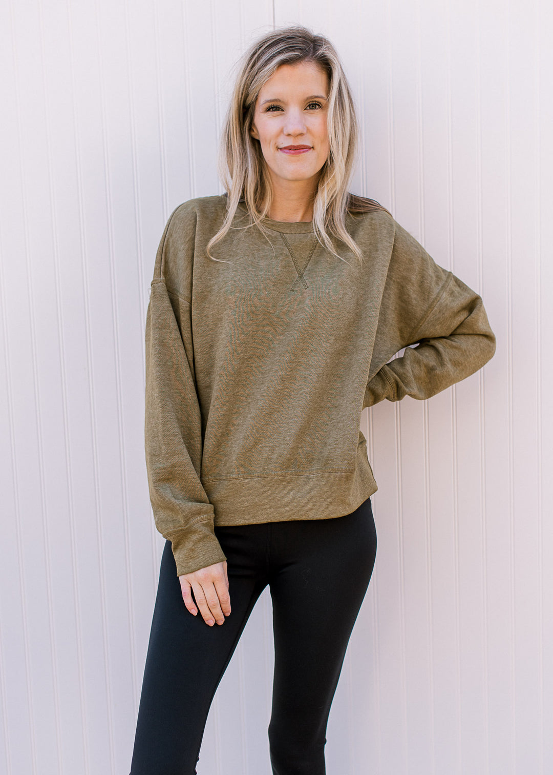 Acid Wash Sweatshirt in Green