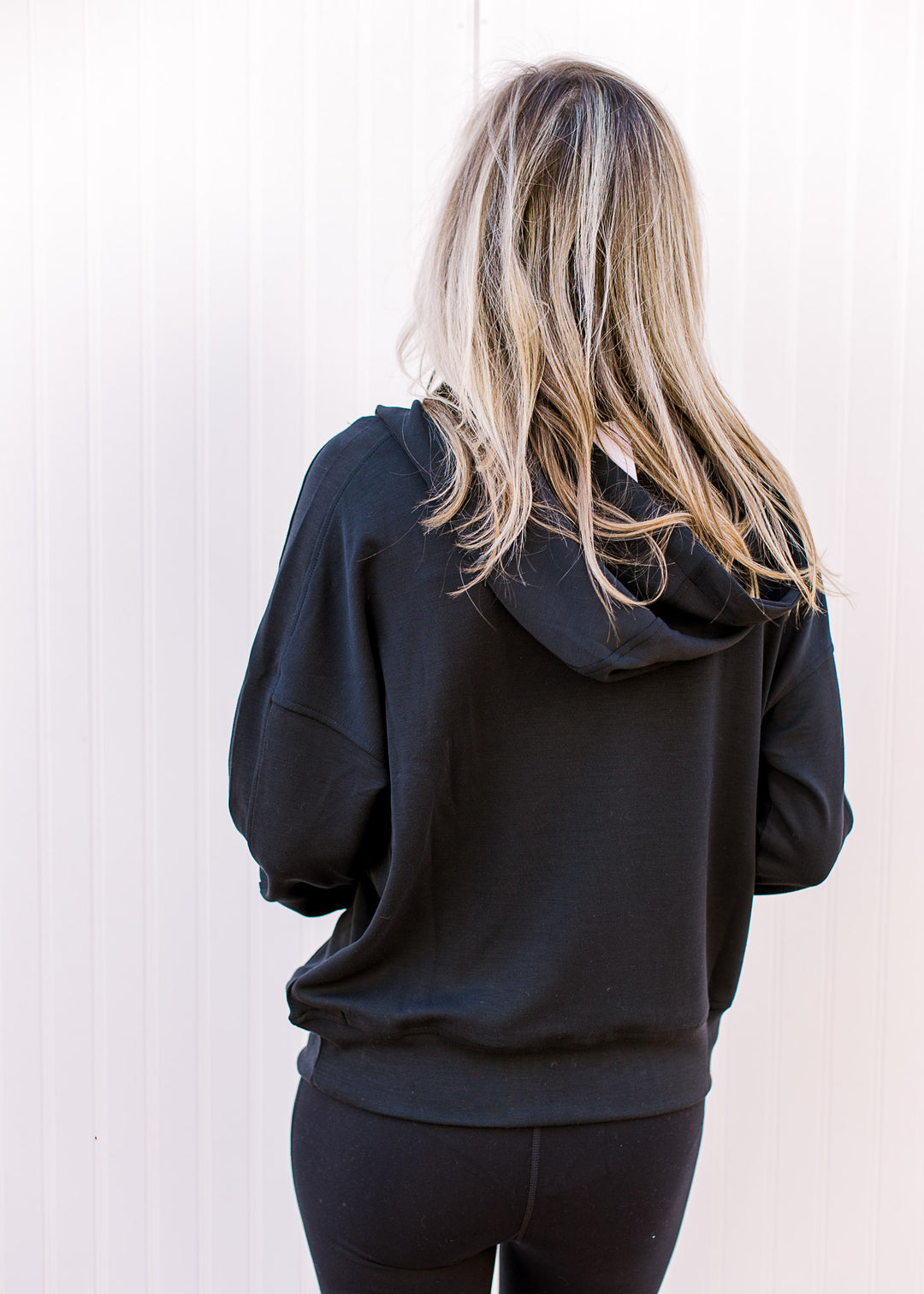 Black Sweatshirt Pullover