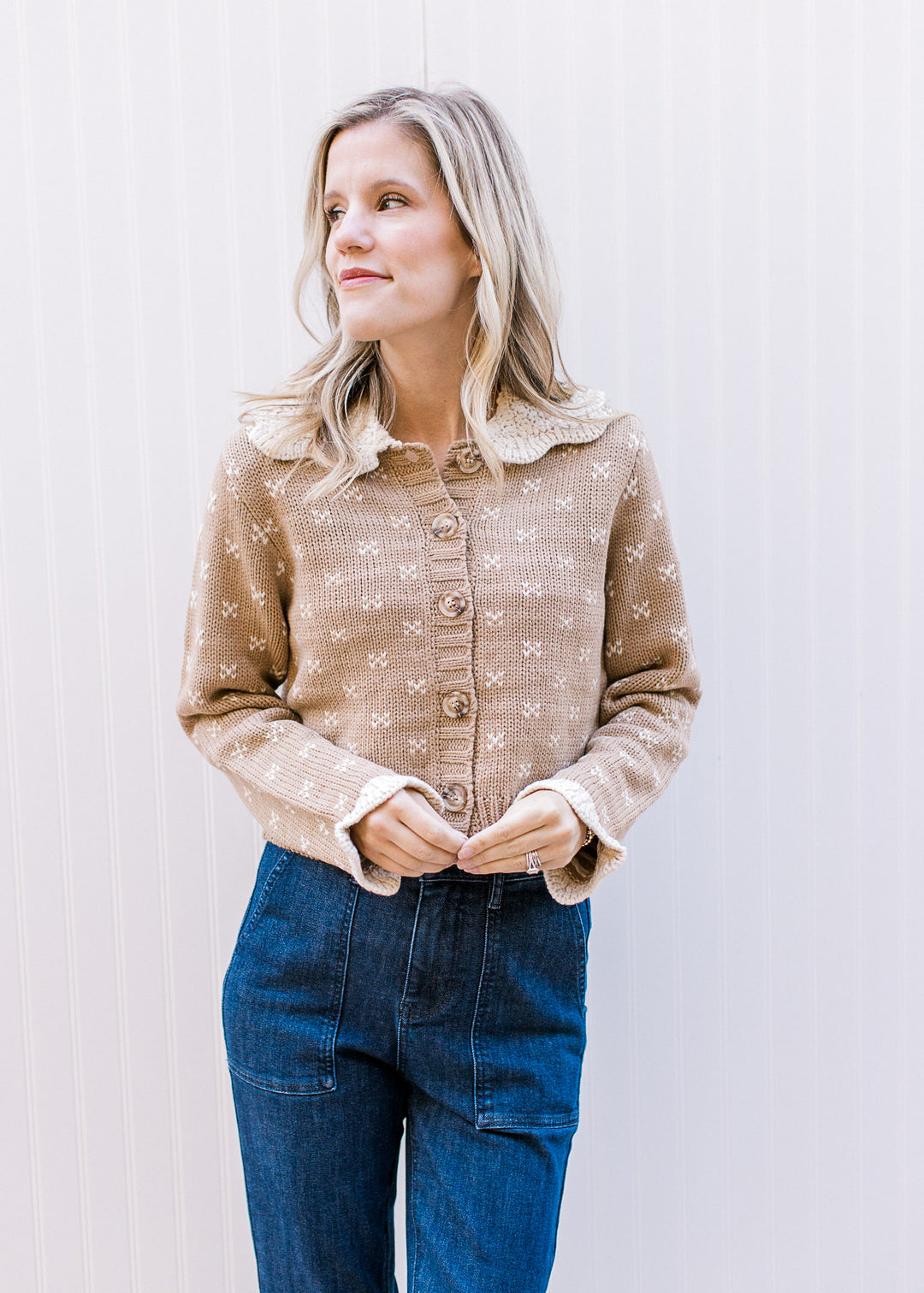 Knit Collar Cardigan