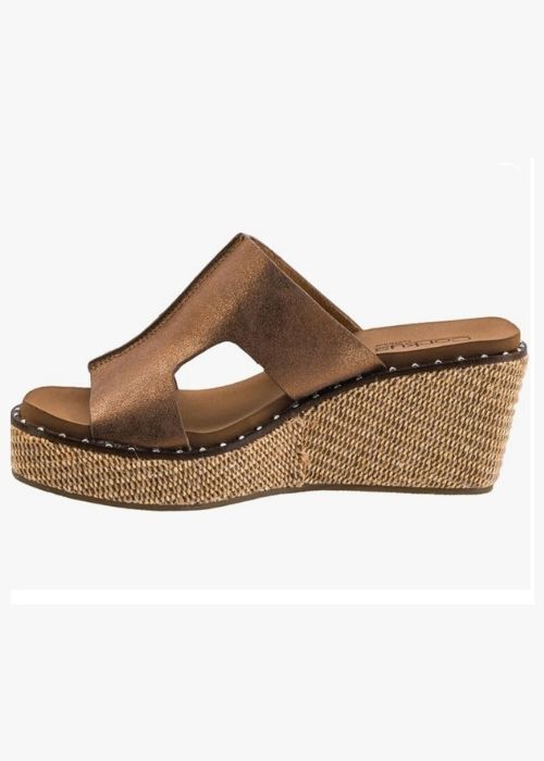 corky’s Kiss’N Tell in Bronze wedge