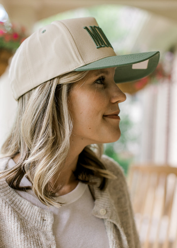 MOMMIN’ Baseball Cap