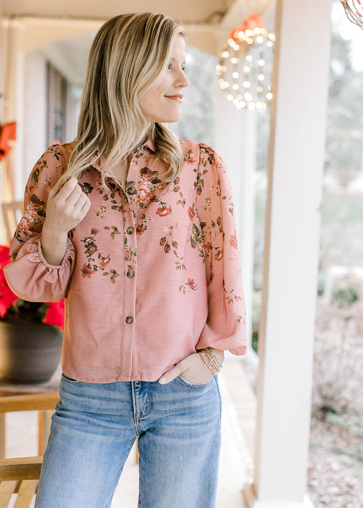 Peachy Floral Spray Top