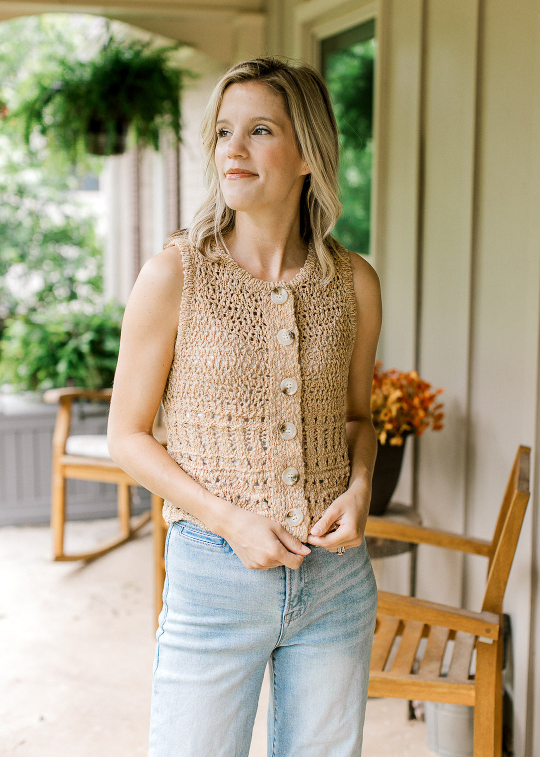 Textured Sleeveless Cardigan