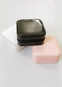 X Square Travel Jewelry Case - White